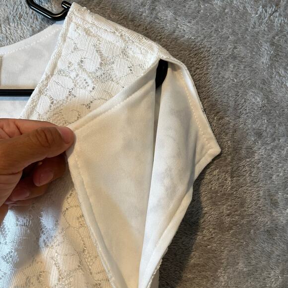 Ariat Women’s White Lace Hi Low Dress Size Small - Picture 5 of 10